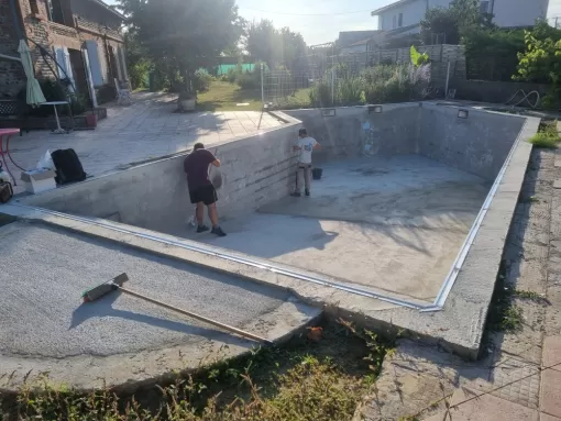 Pose d'un liner, L'Isle-Jourdain, SUD O PLUS PISCINES